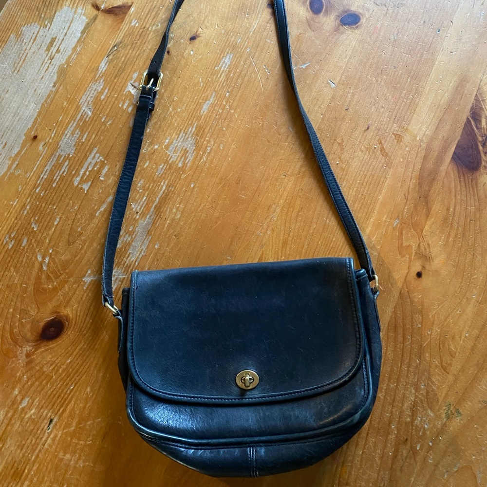 Vintage coach crossbody